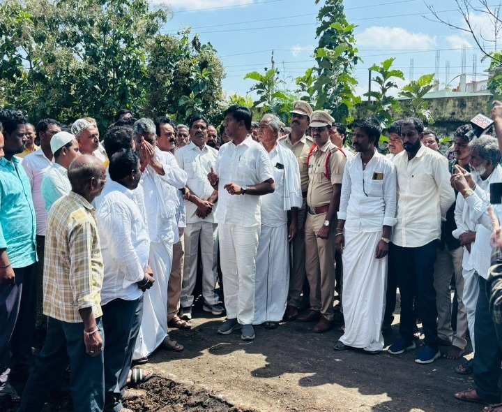 ప్రమాద స్థలాన్ని పరిశీలించిన MLA