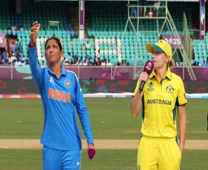 WWC సెమీస్: టాస్ ఓడిన టీమిండియా