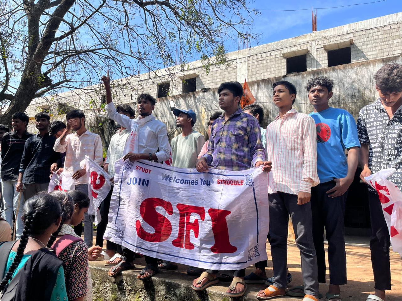 విజయ వంతంగా