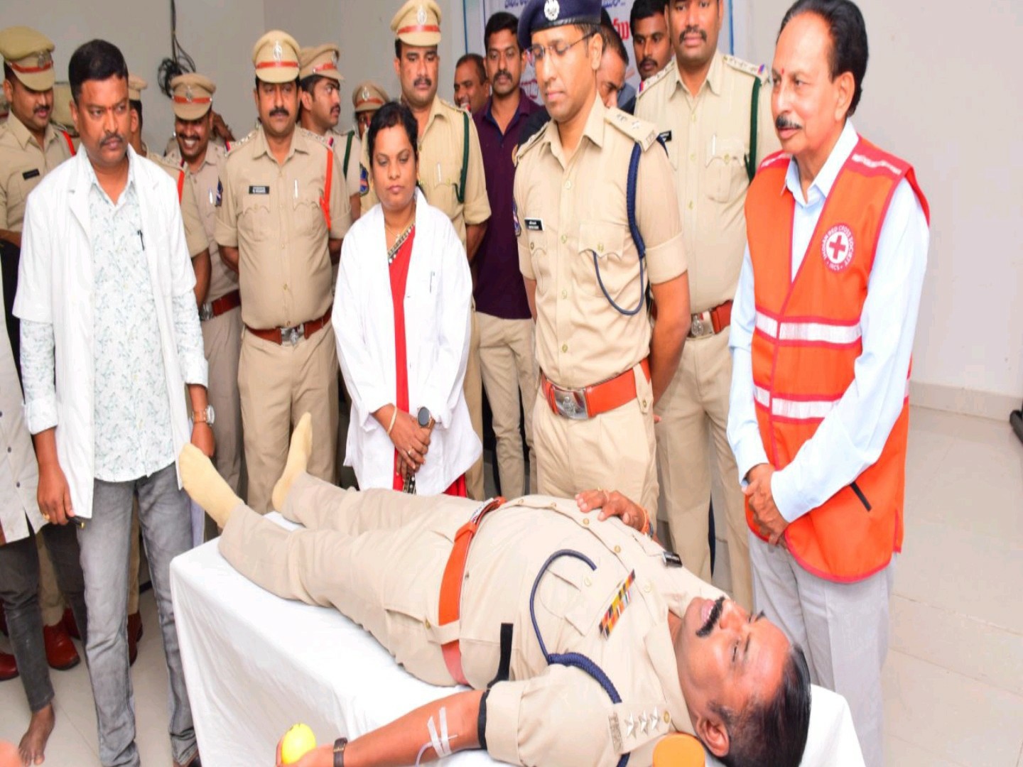 ‘రక్తదానం చేయడంలో ప్రతి ఒక్కరూ ముందుండాలి’