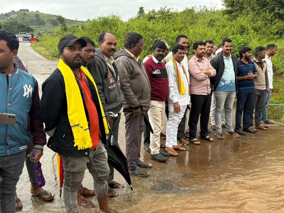 ‘అధికారుల కృషి ప్రశంసనీయమం’