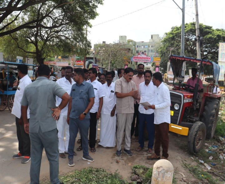 పుట్టపర్తిలో అభివృద్ధి పనులు పరిశీలించిన రఘునాథరెడ్డి