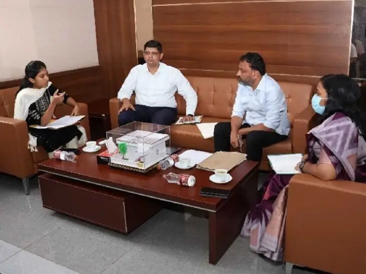 అభివృద్ధి పనులపై కలెక్టర్, ఎమ్మెల్యే సమీక్ష