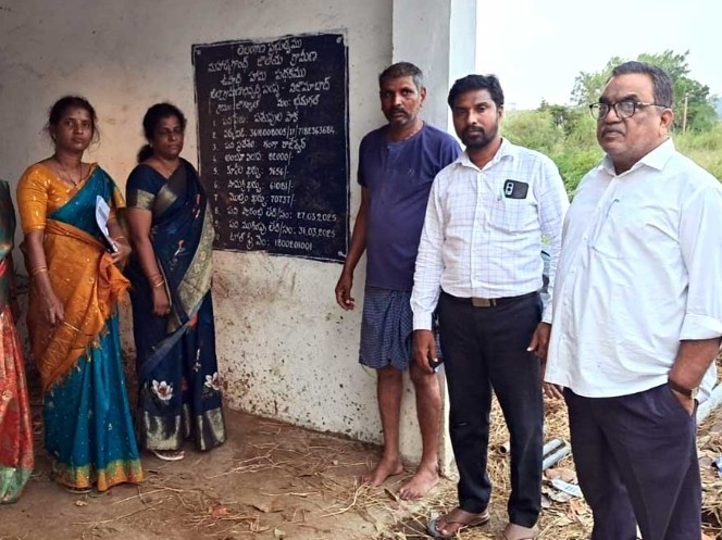 ఉపాధిహామీ పనుల తనిఖీ