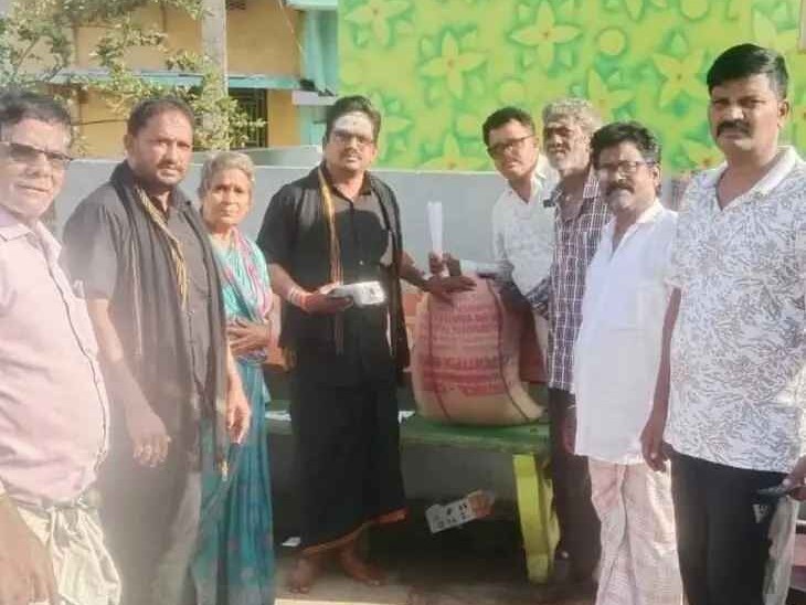 ‘చేనేత కుటుంబాలకు రేషన్ సరుకులు పంపిణీ’