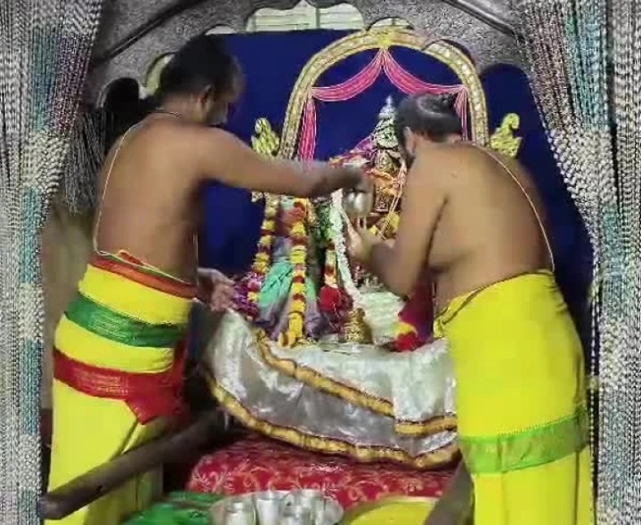 కన్నుల పండువగా సింహాద్రి అప్పన్న నిత్య కళ్యాణం