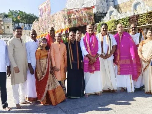 శ్రీవారిని దర్శించుకున్న ఎమ్మెల్యే దగ్గుపాటి