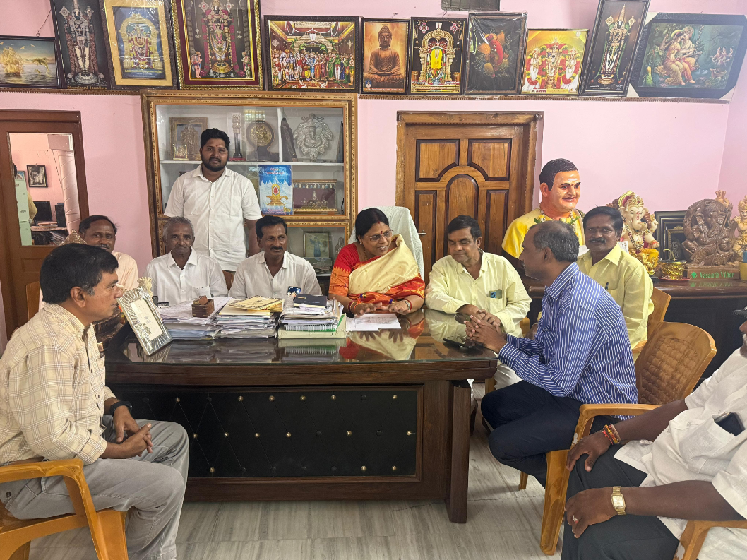 నియోజకవర్గంలో 718.95 ఎకరాల్లో పంట నష్టం