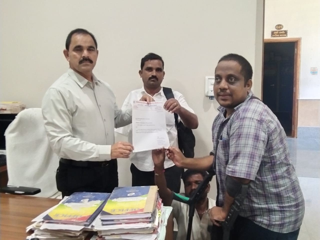 ‘దివ్యాంగుల బ్యాక్‌లాగ్ ఉద్యోగాలు భర్తీ చేయాలి’