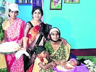 ఔదార్యం చాటుకున్న బాలింత.. 12 లీటర్ల తల్లిపాల దానం