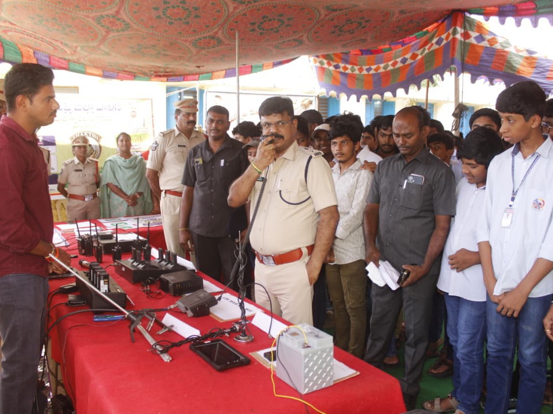 బాపట్లలో పోలీస్ ఓపెన్ హౌస్ కార్యక్రమం