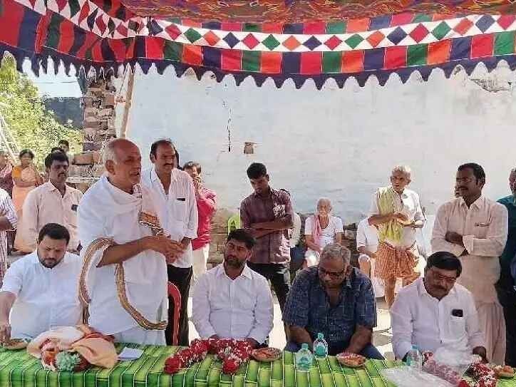 కోడూరు రామాలయానికి రూ.10 లక్షలు విరాళం