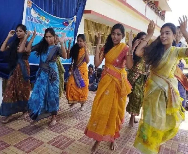 ఇచ్ఛాపురంలో అలరించిన యువజనోత్సవాలు