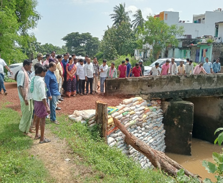వంతెన నిర్మాణానికి చర్యలు చేపడతాం: ఎమ్మెల్యే