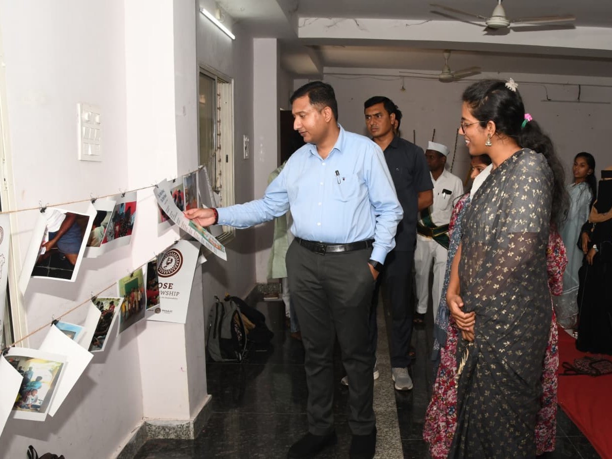 ‘యువత తమ ప్రతిభతో సామాజిక అభివృద్ధికి దోహదపడాలి’