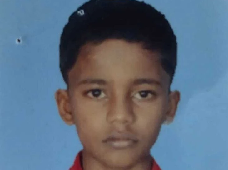 టీచర్ల మందలింపుకు భయపడి పారిపోయిన విద్యార్థి