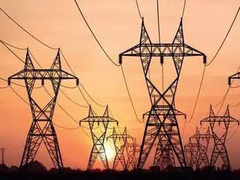 విద్యుత్ అధికారులకు షాక్ ఇచ్చిన వినియోగదారుల ఫోరం