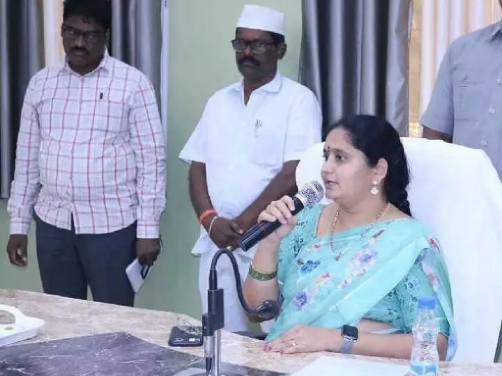 100 రోజుల కార్యాచరణపై డీఈవోతో చర్చ