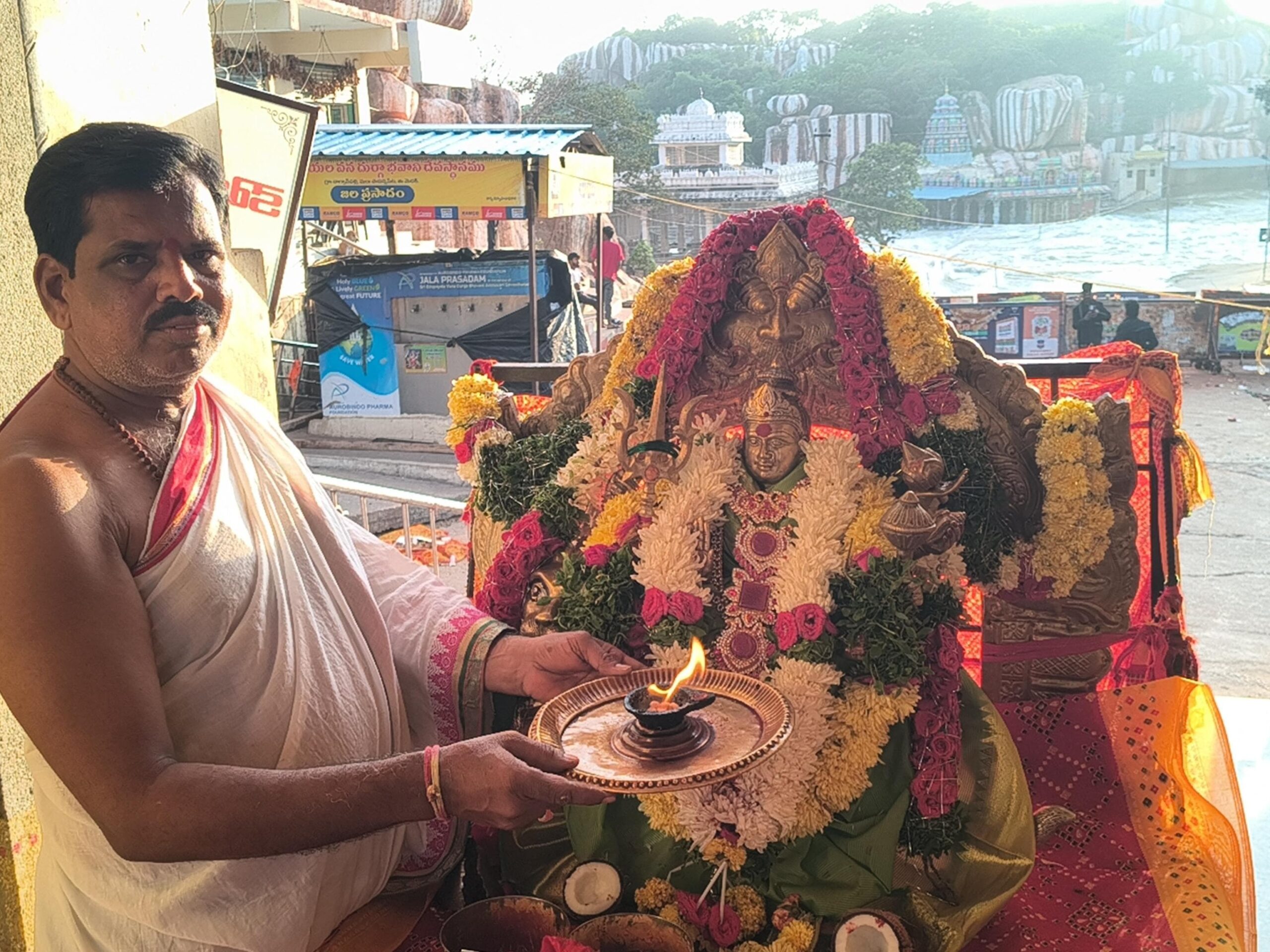 రాజగోపురంలో అమ్మవారికి ఏకాదశి పూజలు