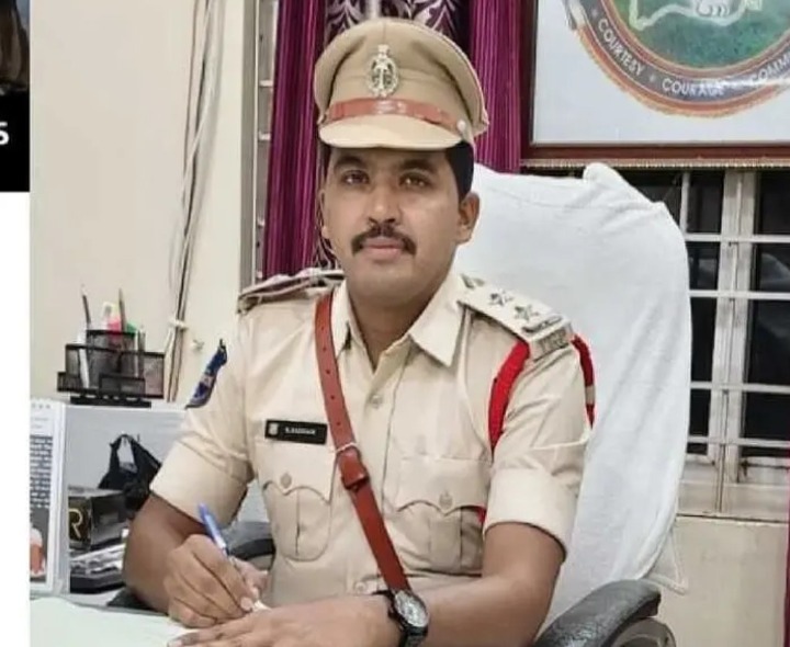 నూతన ఎస్సైగా హుస్సేన్ బాధ్యతల స్వీకరణ