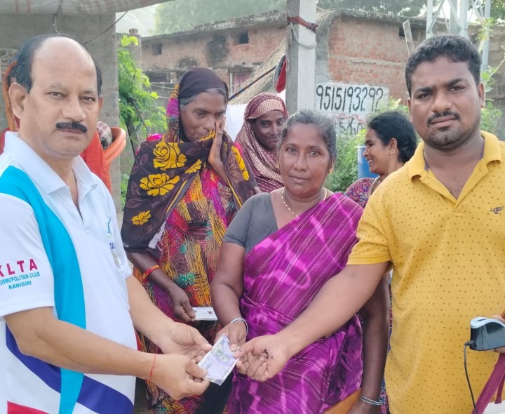 ‘నూతన పెన్షన్లు అర్హులైన ప్రతి ఒక్కరికి  అందించాలి’