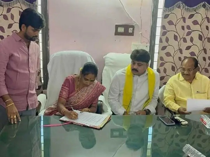 ఏఎంసీ ఛైర్పర్సన్‌గా పార్వతి బాధ్యతలు