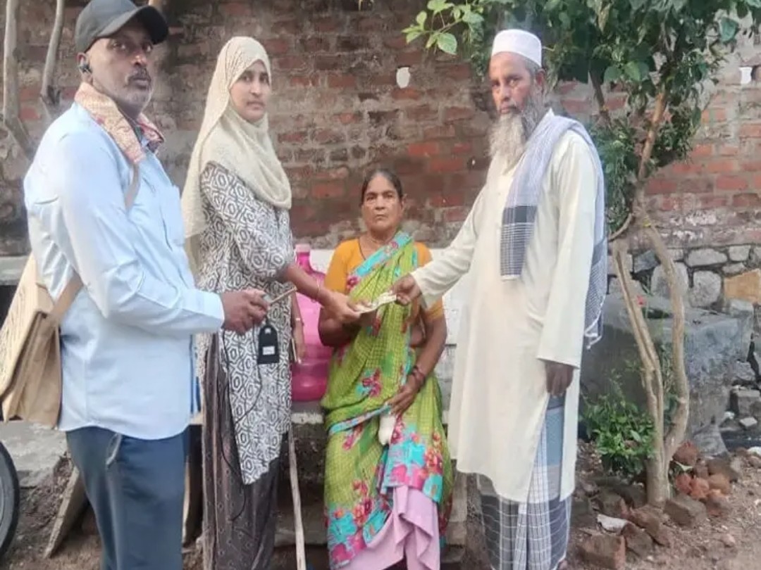 మేడికొండూరులో ఎన్టీఆర్ భరోసా పింఛన్ల పంపిణీ