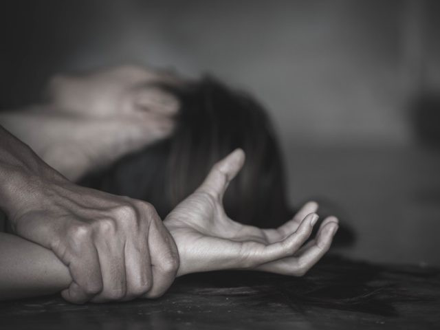 పారిశుద్ధ్య కార్మికురాలిపై అత్యాచారం