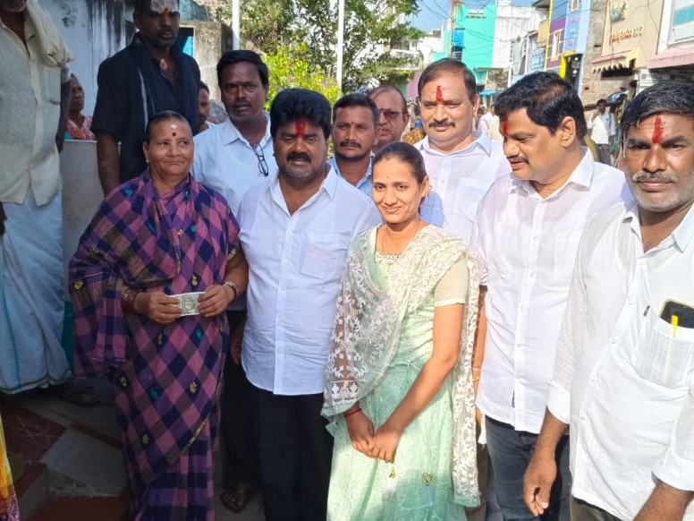 ‘ప్రభుత్వం ప్రజల సంక్షేమం పట్ల కట్టుబడి ఉంది’