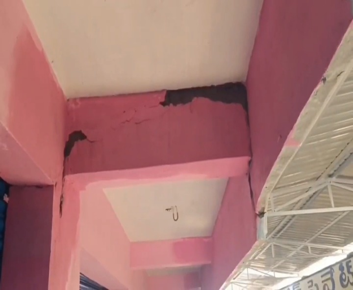 బుచ్చిలో నాసిరకంగా కూరగాయల మార్కెట్..?