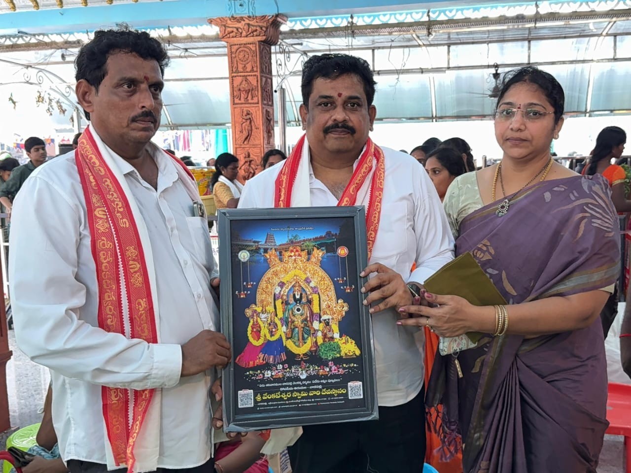 వాడపల్లి వెంకన్నను దర్శించిన జనసేన ఇంఛార్జ్