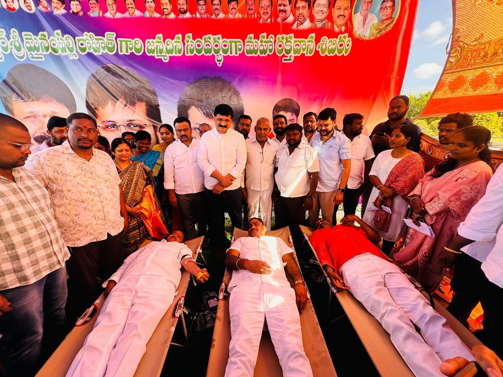 మనోహరాబాద్‌లో రక్తదాన శిబిరం