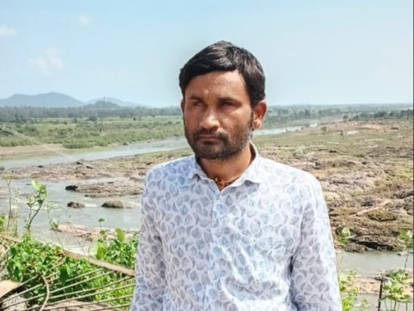 ప్రభుత్వ ఉపాధ్యాయుడు గల్లంతు