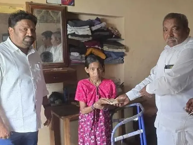 ‘ఎన్టీఆర్ భరోసా పింఛన్ పంపిణీలో ఫస్ట్’