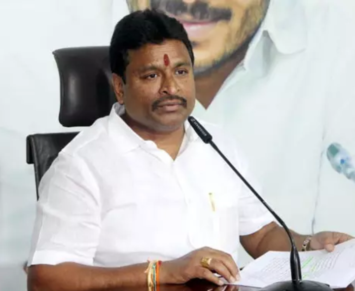 చంద్రబాబుది పబ్లిసిటీ మాత్రమే: వెల్లంపల్లి