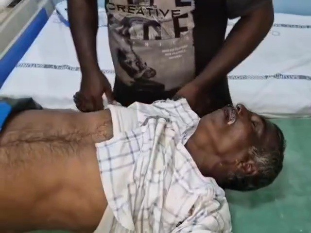 మదనపల్లెలో  రైతు ఆత్మహత్యాయత్నం.. ఆసుపత్రికి తరలింపు