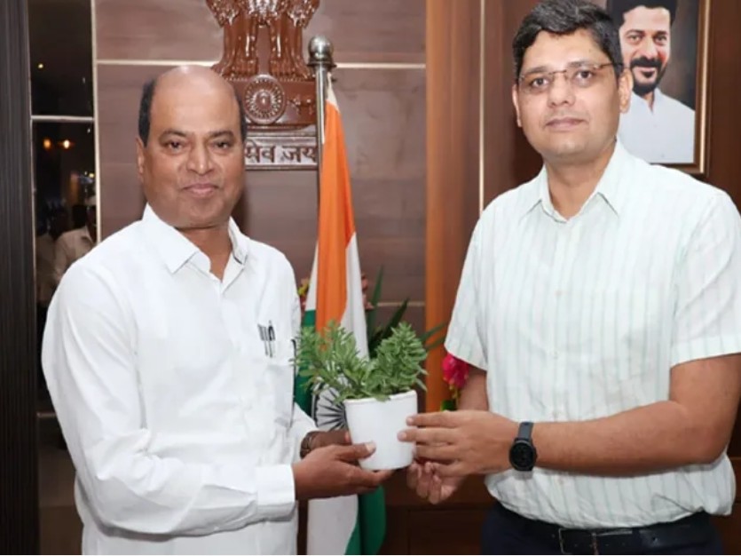 స్థానిక సంస్థల అదనపు కలెక్టర్ ఇంఛార్జ్‌గా మదన్‌మోహన్