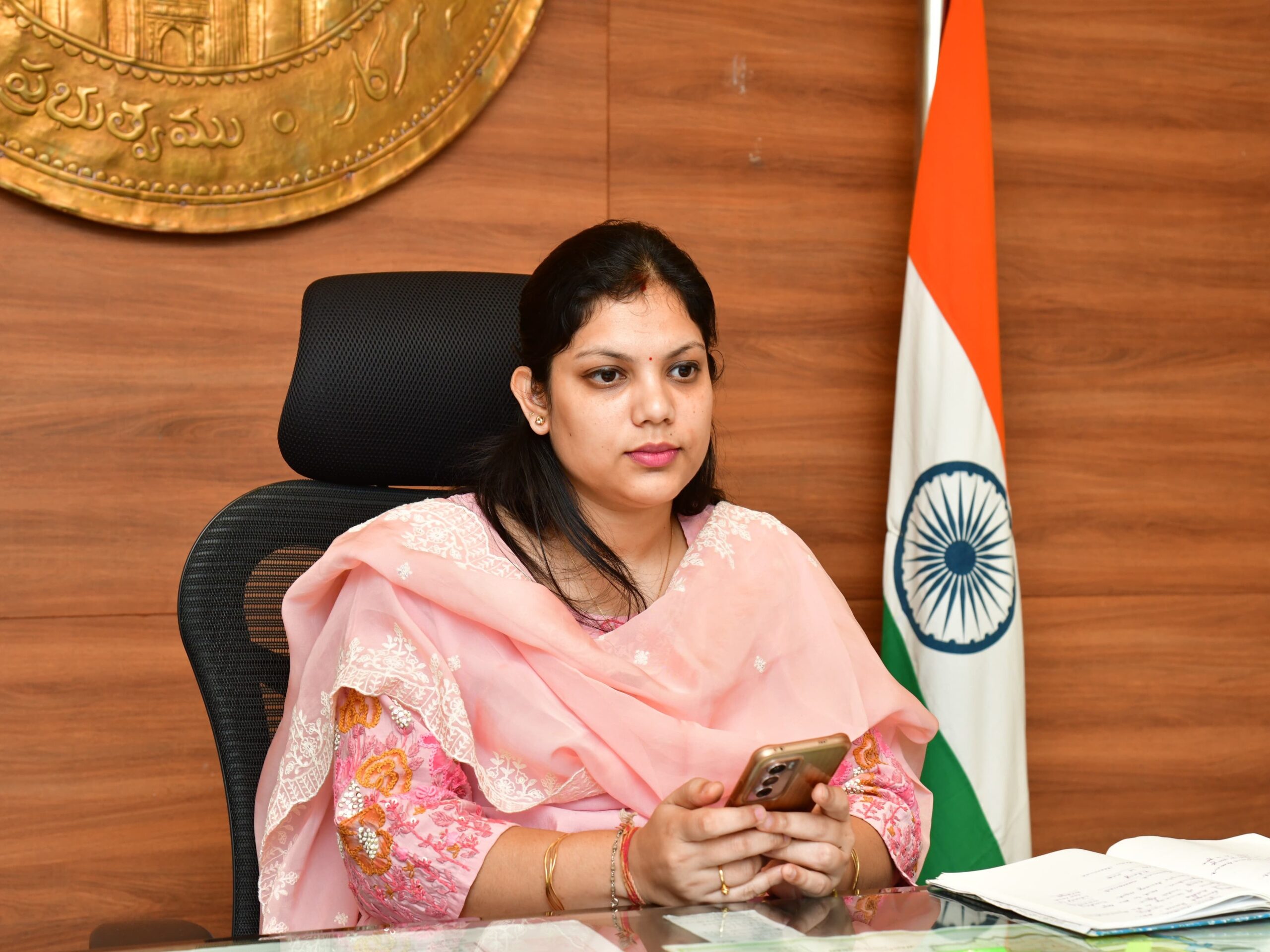 ‘తడిసిన ధాన్యాన్ని సేకరించి కొనుగోలు చేస్తాం’