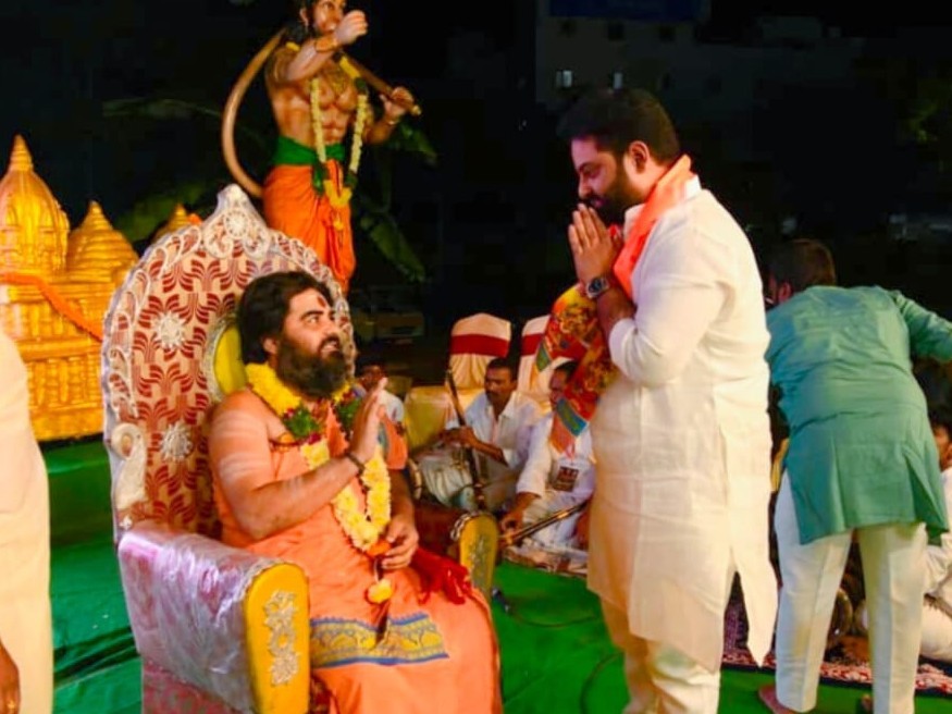 మంత్ర ఫౌండేషన్ కార్తీక దీపోత్సవానికి హాజరైన మిథున్ రెడ్డి