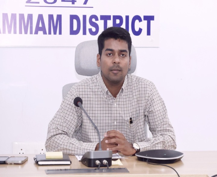 సెలవులో కలెక్టర్ అనుదీప్