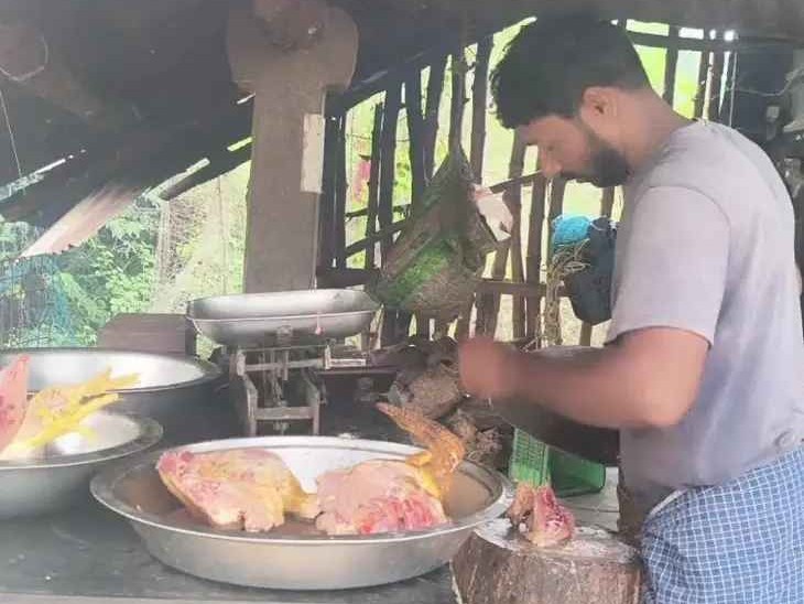 కార్తీకమాసమైనా ధర తగ్గలేదు..!