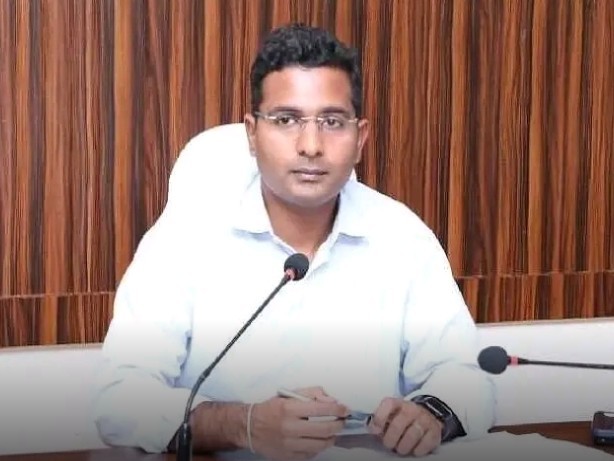 బాల రక్షణ భవనంలో డ్రైవర్ ఉద్యోగం