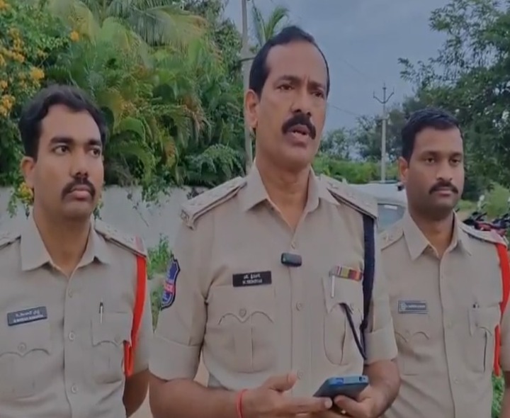 హత్య కేసులో దర్యాప్తు చేపట్టాం: డీఎస్పీ