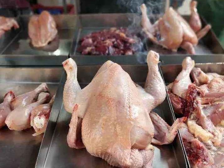 కార్తీకమాసం ప్రారంభమైన చికెన్ ధరలలో మార్పు లేదు