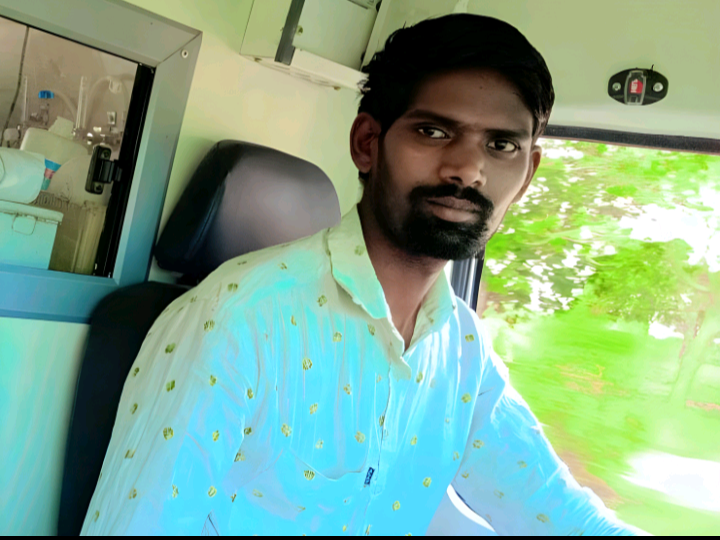 108 పైలట్ ఆత్మహత్య.. తోటి ఉద్యోగుల చేయూత