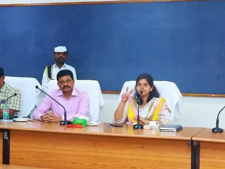 ధాన్యం సేకరణ, సంక్షేమంపై ప్రత్యేక దృష్టి పెట్టండి: కలెక్టర్