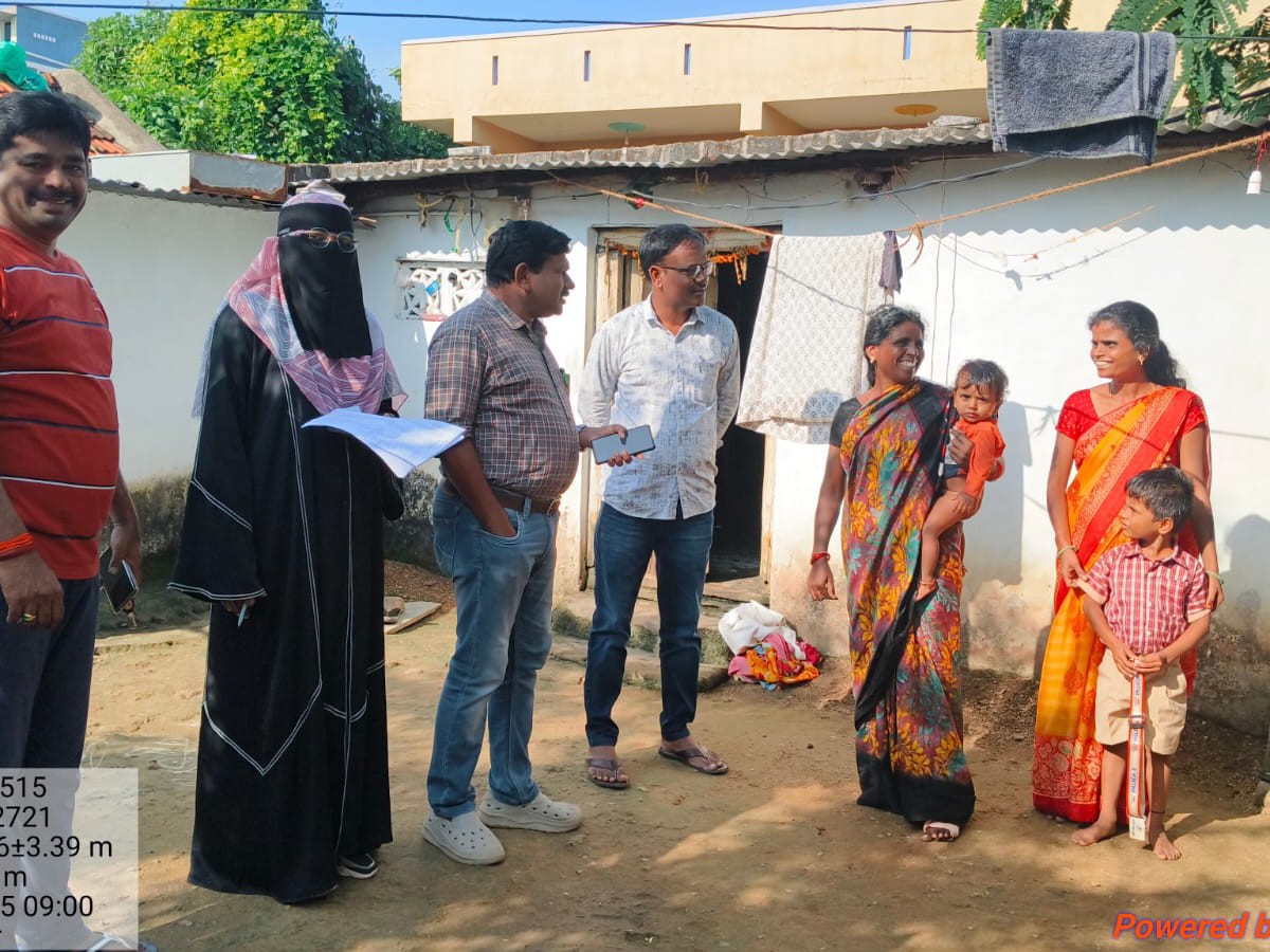 ‘ఇందిరమ్మ ఇళ్ల నిర్మాణాలను త్వరగా చేపట్టాలి’