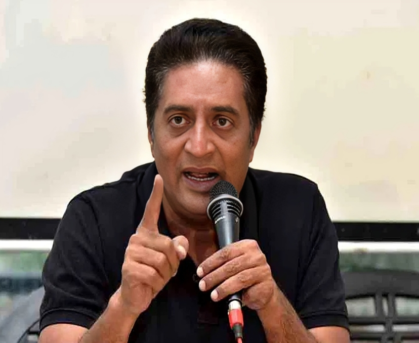 ఆ అవార్డులు అవసరం లేదు: ప్రకాష్ రాజ్