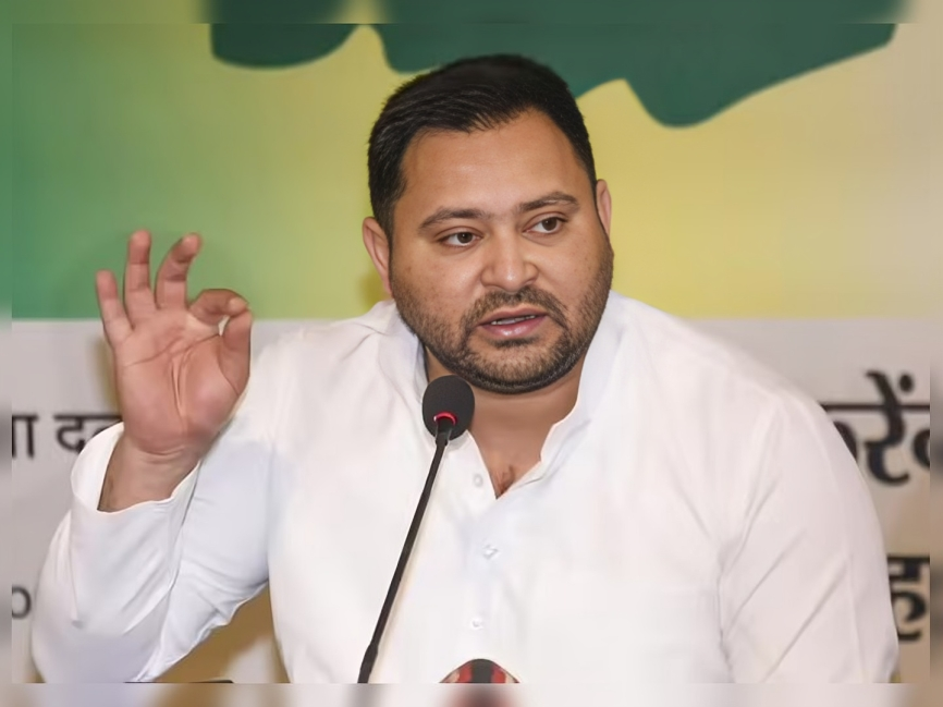 మహిళలకు హామీ.. ఏడాదికి రూ.30 వేలు