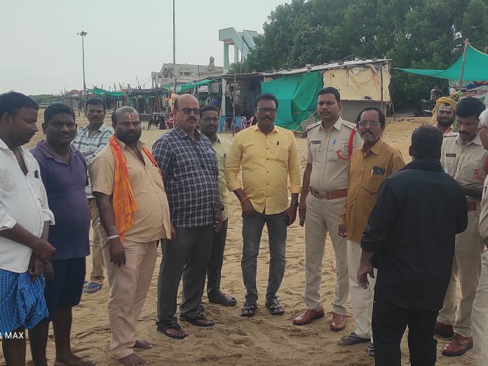 ఇందుకూరుపేటలో కార్తీక పౌర్ణమి ఏర్పాట్లు పరిశీలన